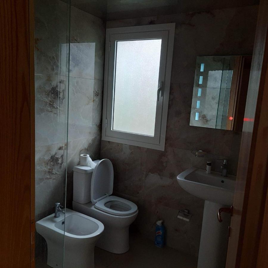 Irini'S Guesthouse Qëparo Exteriér fotografie